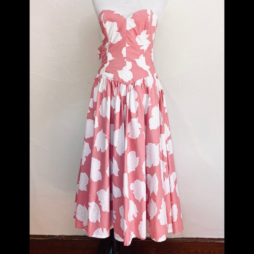 Vintage 1980s Pink Strapless Prom Party Dress